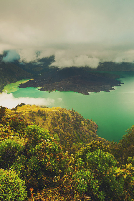 mstrkrftz:   Rinjani Trekking | Helminadia  