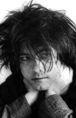 wantsneedsandloves:robert smith