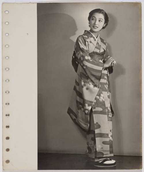 Ryukichi ShibuyaUntitled(Advertising photograph, woman in kimono)c. 1936