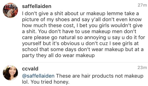 kauaii94:  demarco-demarco-demarco:  dossantostatiana:  dollface-angel:  proudblackpoet:  chick-fe-latio:  I am SCREAMING!!! 😂😂😂😂  Lmao I’m deaaaad  imagine being this loud and this wrong  LMAOOOOO  Yeah I think that’s hair product. Lmao