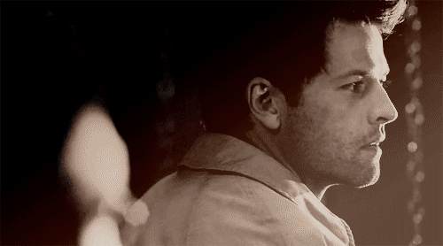 the-firefly-of-silence:COME ON PEEPS! Gotta get Destiel to winwww.eonline.com/news/397687/fan