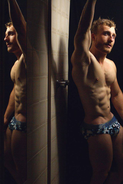 hotjockpics:hunkopedia:  Follow Hunk’o’pedia for more hot guys!  Wallis Ruiz