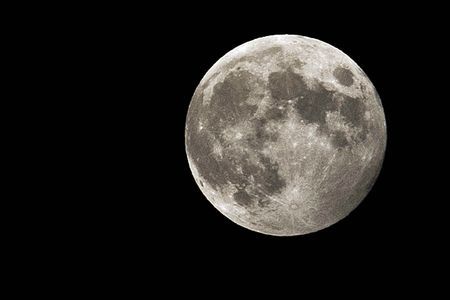 gravitationalbeauty:  Hunter’s Moon October 2013 by Paul Anderson