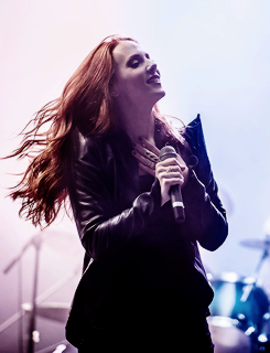 canvasofourlife:  Epica (Istanbul 04.05.2014) 
