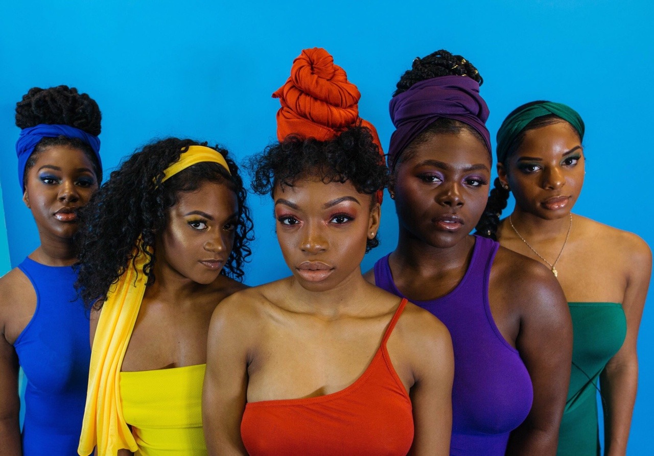 blackfashion:  18 years ago Erykah Badu released a video for her song “Bag Lady”,