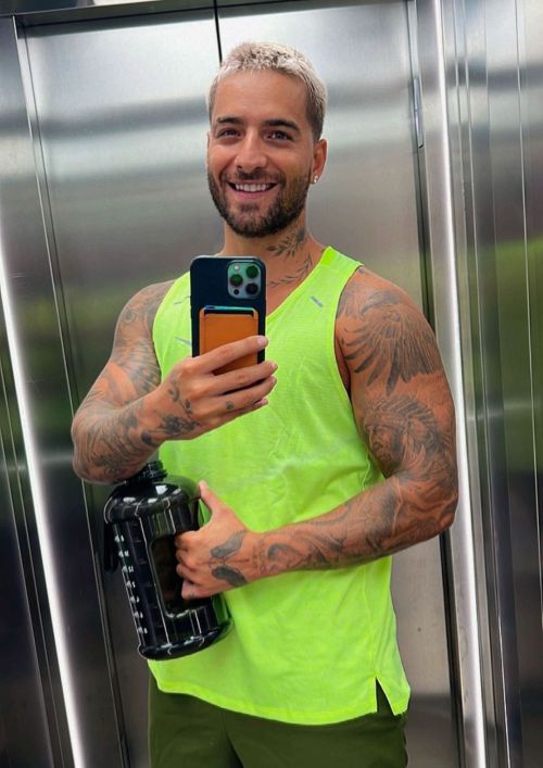 gay-bucky-barnes:  MALUMA