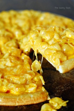 gastrogirl:  macaroni and cheese pizza.