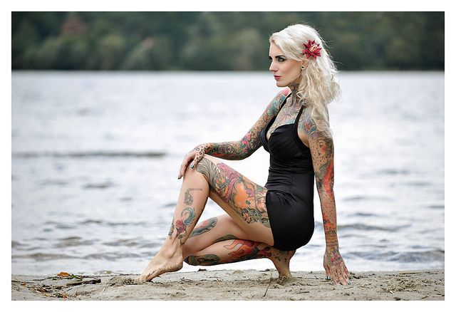 noisytattoogirls:  Hot PhotoShoot!