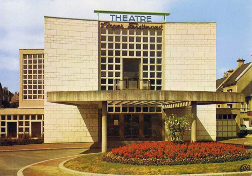 retrogeographie: St-Lô (Manche), théâtre  municipal Roger Ferdinand.