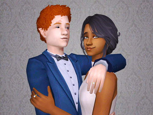 Alyssa and Nemo got married!Seriously, I think this is one of the cutest wedding pictures I ever too