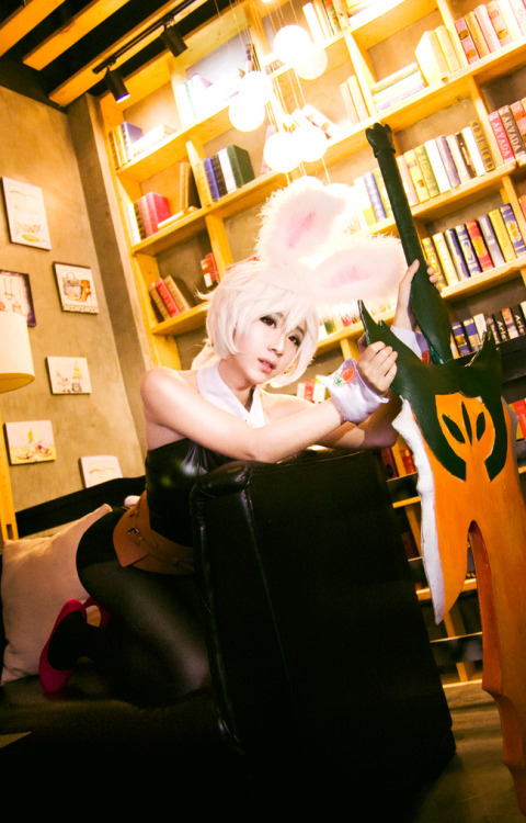 league-of-legends-sexy-girls - Riven Cosplay