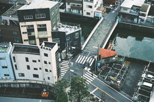 kienai: Osaka Intersection (by tammychou)