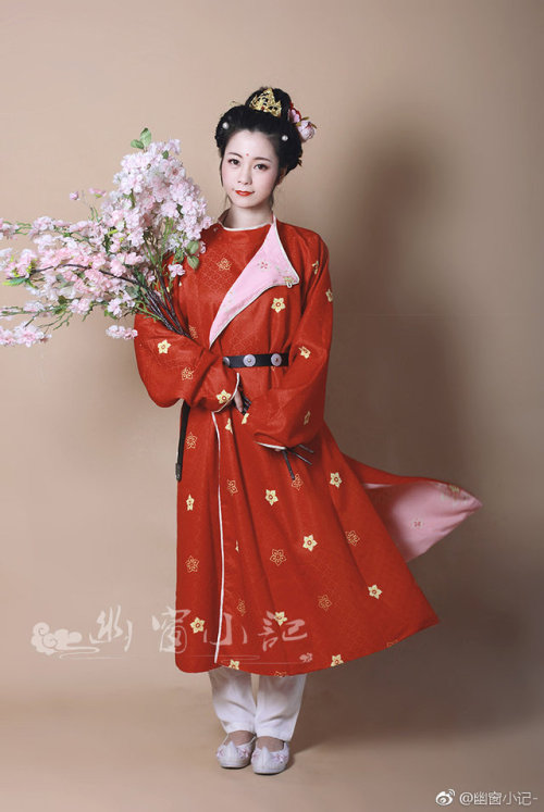 Tang-dynasty styled robes from 幽窗小记-’s 2018 winter collection