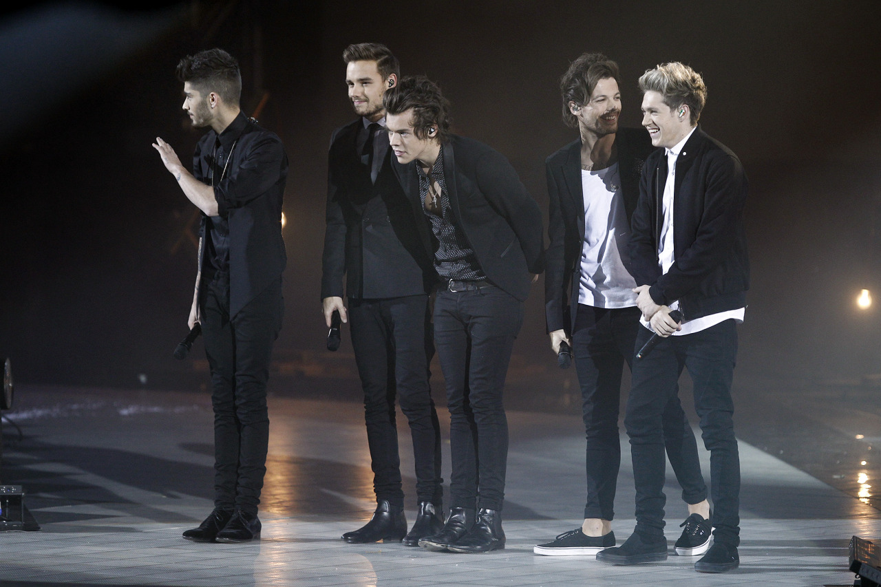 direct-news:  The boys performing on the X Factor Finale in Italy (12/12/13) 