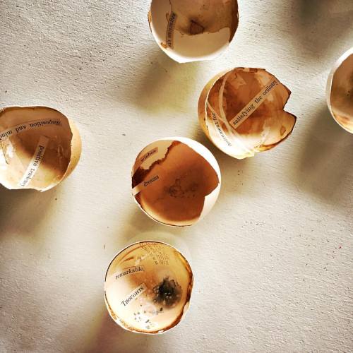 More ideas for tea-stained egg shells #recycledart #eggshells #collage