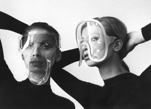 Believing that “every dress is an adventure in ideas,” Pierre Cardin began to add innovative materia