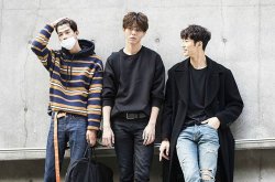 marieahh:  Bang Taeeun, Joo Woojae, Byeon Wooseok at SFW SS16 by Diane J.