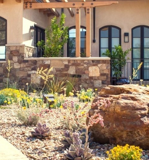 Driveway Driveway In Los AngelesThis Is An Illustration Of A Sizable Front Yard Gravel Landscaping In