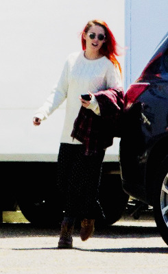  Kristen on set of Amrican Ultra earlier today with new hair color x 