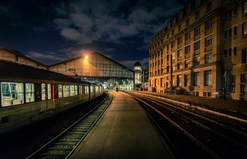 Gare Saint Lazare, Paris.Saint Lazare train station, Paris