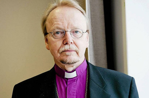 Porn photo Finnish Archbishop Apologies To Gay People