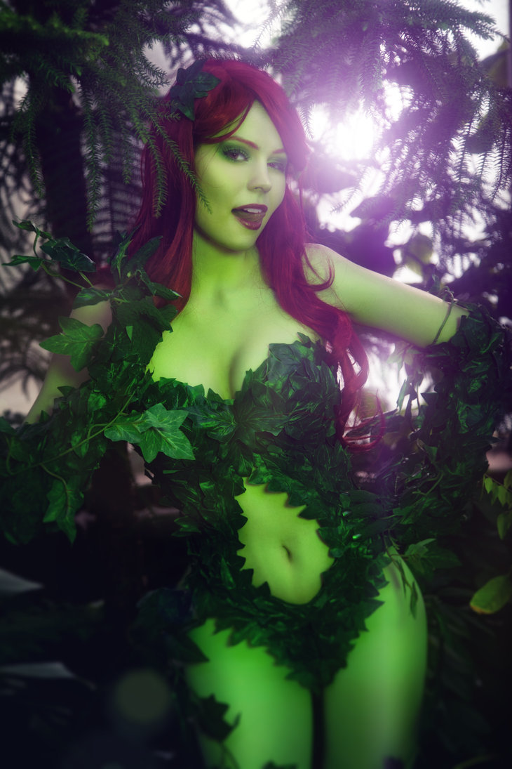 superheropinups:  Quality Cosplay ThursdayPoison Ivy - Anya Ichios