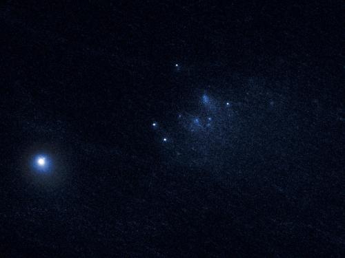 just–space:Fragments of a disintegrated comet  js