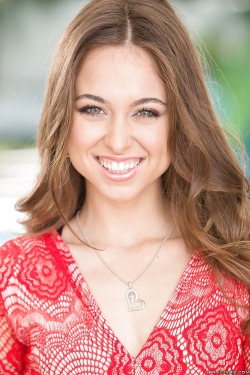 barenakedsupervison:  Riley Reid!! Winner