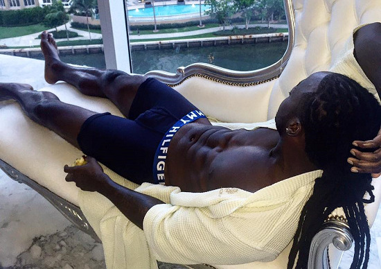 Ace Hood Porn - Barefoot Male Celebs of Color â€” Ace Hood