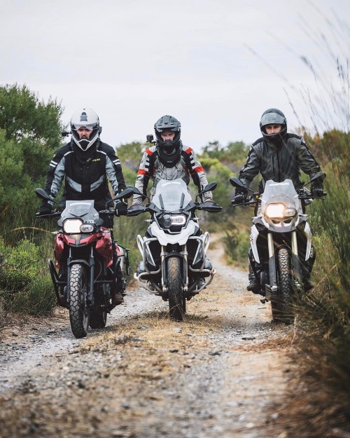 The first of many bike missions with my brothers photo by @nicoleeddy #bmwmotorrad ift.tt/2iz