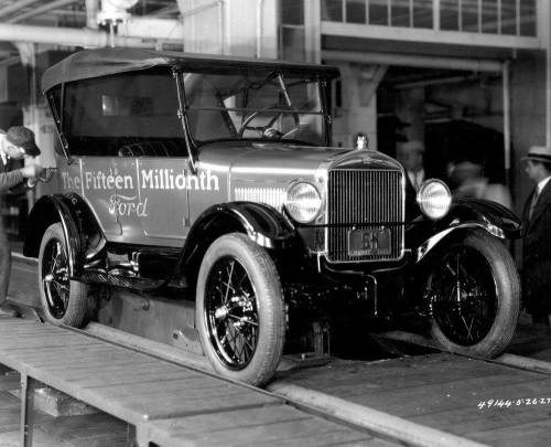 May 26, 1926 The Fifteenth Million, and final, Ford Model T rolls off the assembly line. America in 