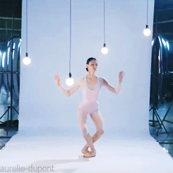 invisible-enpointe:  balanceandperfection:  aurelie-dupont:  Kristina Shapran - Большой