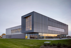 MTO Traffic Operations Centre
Kasian Architecture Ontario Incorporated & McCallum Sather Architects (2013)
Completed in advance of the 2015 PanAm Games, the Ontario Ministry of Transportation (MTO) COMPASS campus was designed to be barrier-free and...