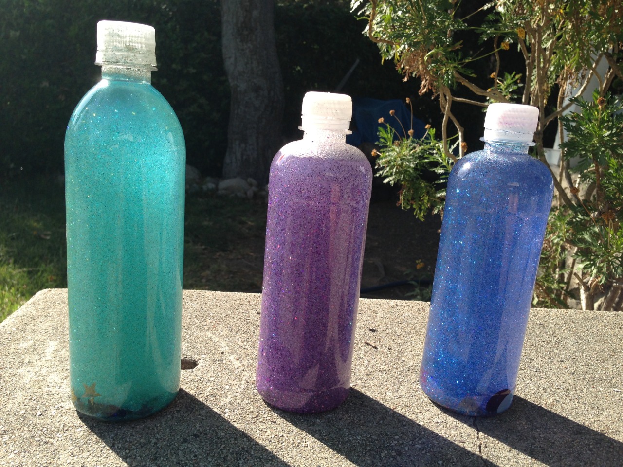 uclamsw:  Calm Bottle (aka Glitter Jar) Goal: Anger management; Decreasing anxiety,