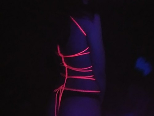 lovely-peachh:  Blacklight porn pictures