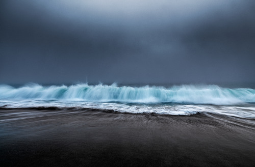 Antti Viitala (Finnish, b. Finland, Helsinki-based) - Seascape series, 2012-2013   Photography