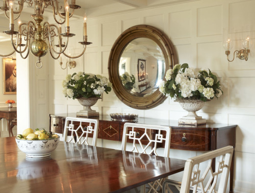 thefoodogatemyhomework: Crisp, traditional, and beautiful in this Seattle dining room with board and