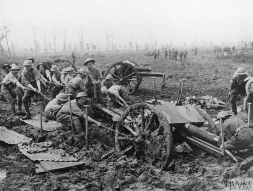 thisdayinwwi - thisdayinwwi - Aug 9 1917 Royal Field Artillery...