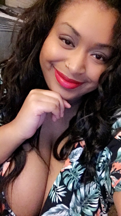 themonalydia:  Girl 