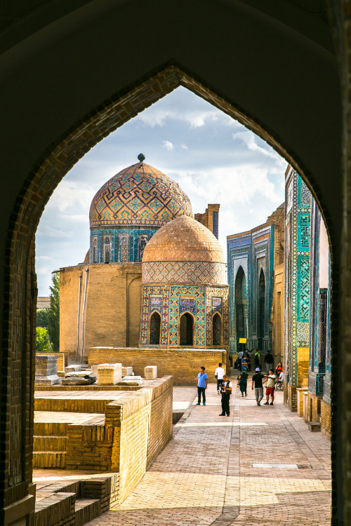 Shah-I-Zinda, Samarkand / Uzbekistan (by Kean Eng Chan).