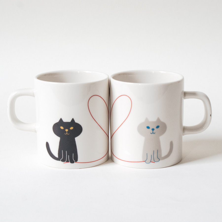 zakka-shop:  Who needs doge when you’ve got cats? Our Miranda cat pair mugs are