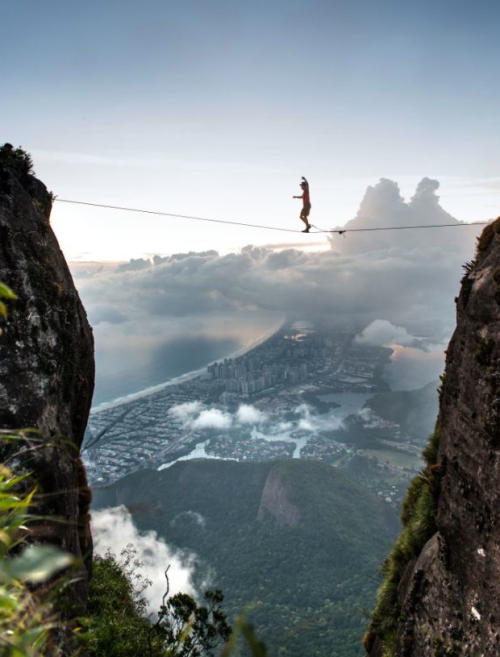 nubbsgalore:  photos by (click pic) tim kemple (previously featured) and scotty rogers of the moab monkeys slacklining three thousand feet above rio de janeiro (see also: previous brasil posts) 