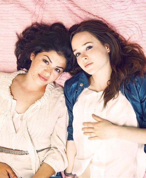 june2734:  Ellen Page and Alia Shawkat 