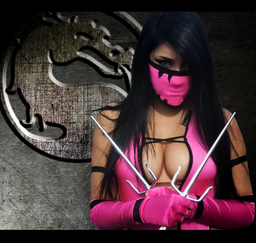 hotcosplaygirl:Cosplay girl