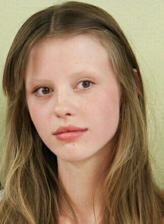 i ❤️ mia goth