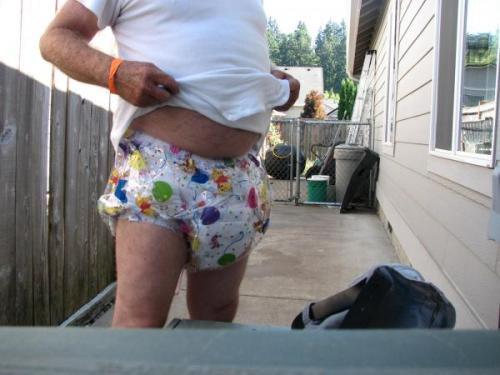 ppandd:  Brings a new meaning to “PARTY PANTS”