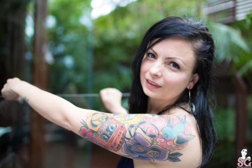 past-her-eyes:   Bronx_ Suicide bronx_.suicidegirls.com Link to South African SuicideGirls 