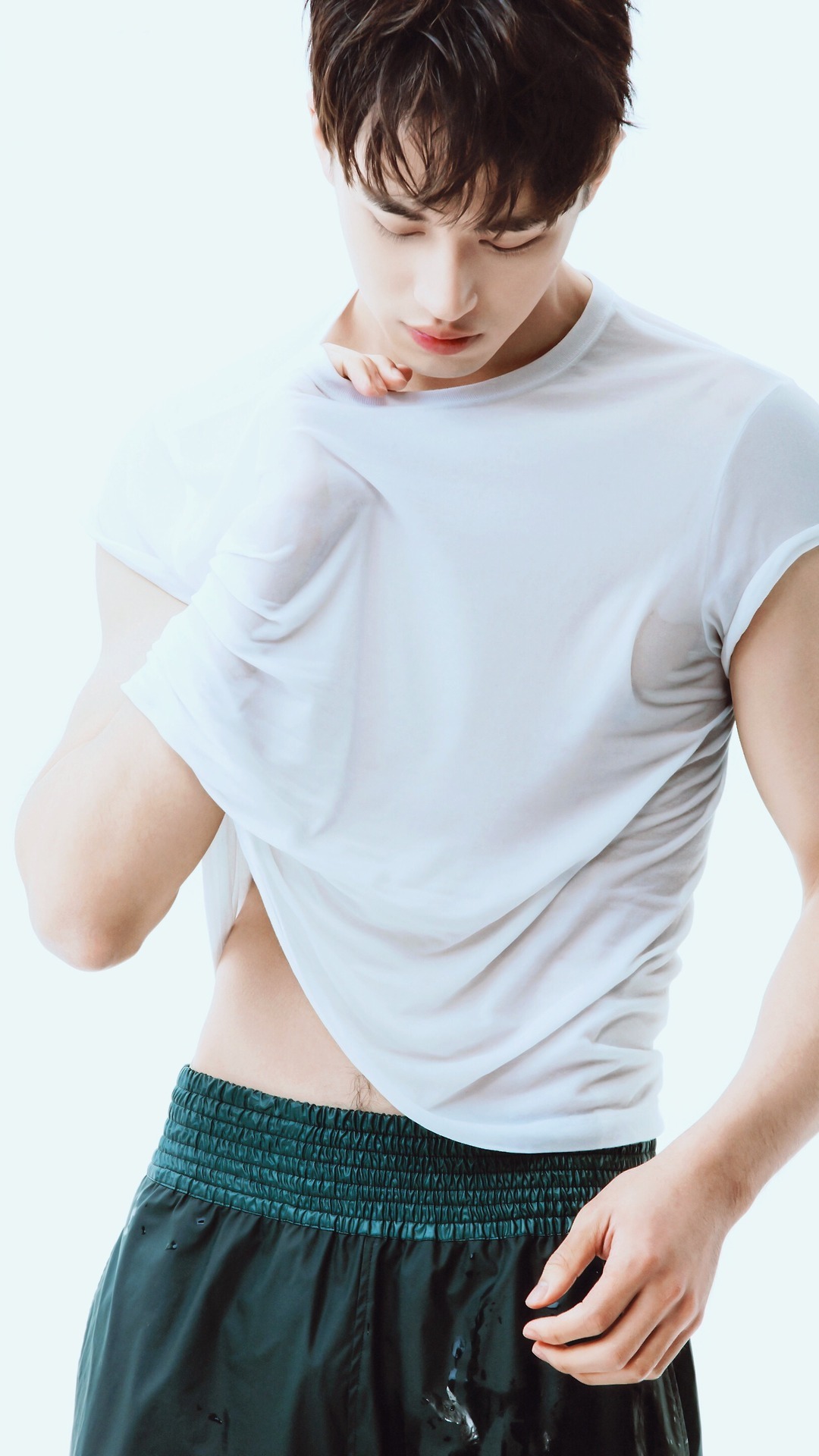 yuzhousky:  [HD][Men’s Health magazine - April issue] XU WEIZHOU   (cr: 宇宙第一无敌小心肝儿)