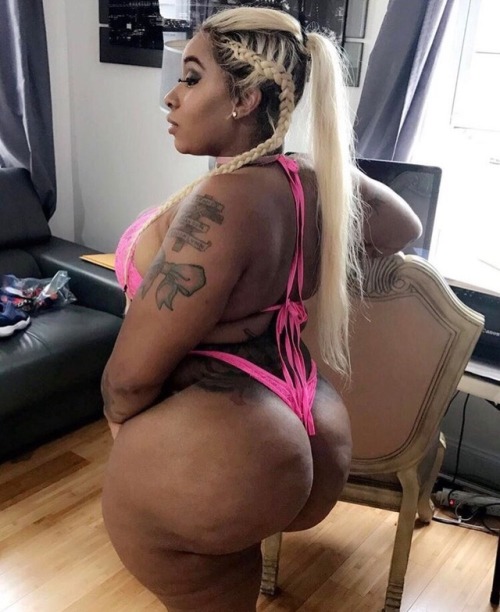 XXX ebonybbwgoddesses 164053979638 photo