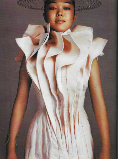 Sex 2001hz:Mariko Mori for Vogue Italia Magazine pictures